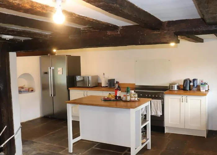Delightful 4Bd Home Full Of Flair Edenbridge Kent