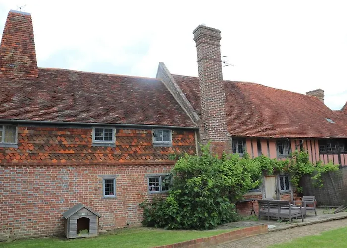 Delightful 4Bd Home Full Of Flair Edenbridge Kent