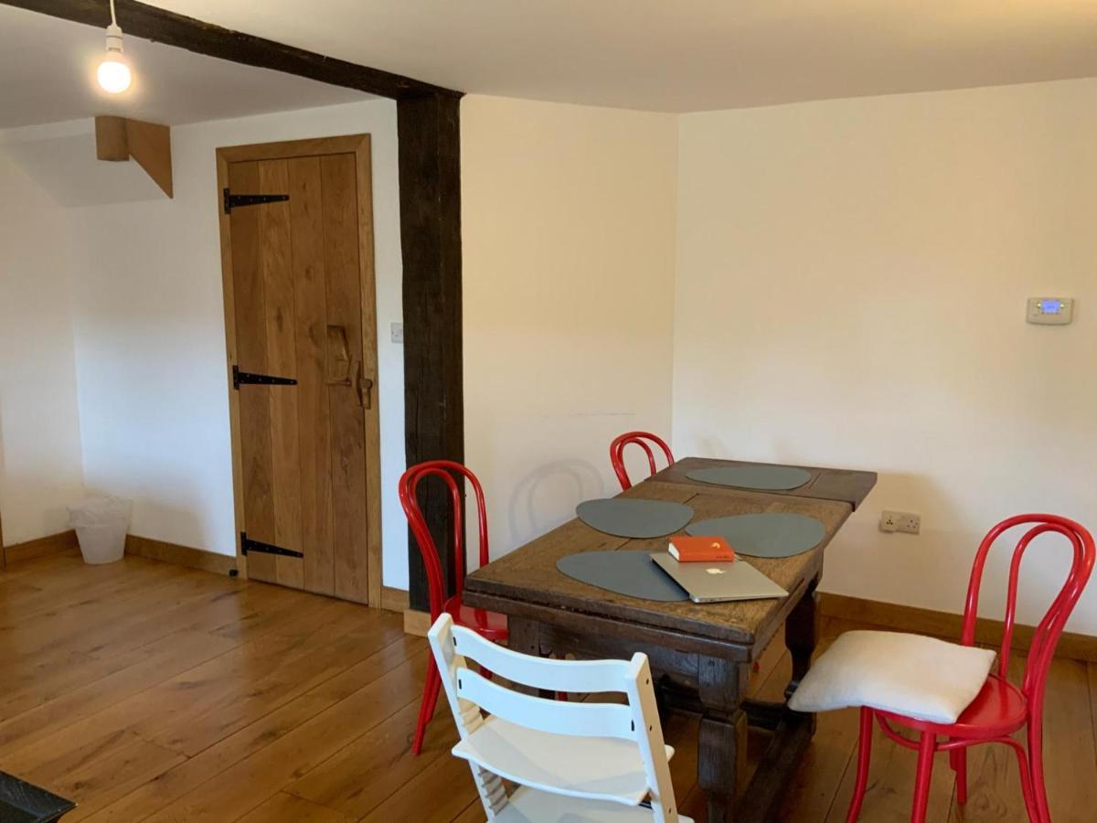 Holiday home Delightful 4bd Full Of Flair Kent