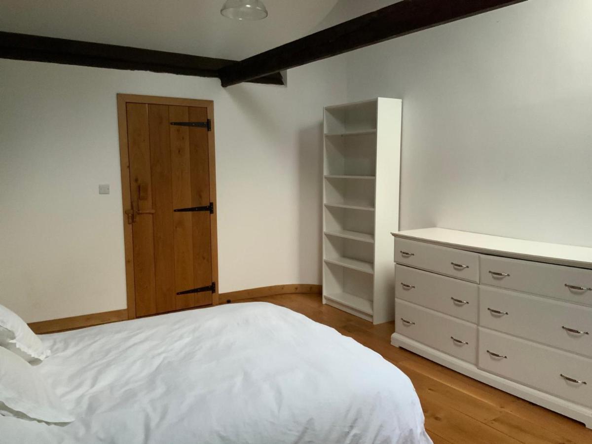 Delightful 4bd Full Of Flair Kent